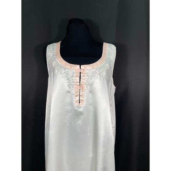 Vintage Jacklyn Smith, Studio Intimates, Cream and Pink Satin Long Nightgown - Picture 5 of 7
